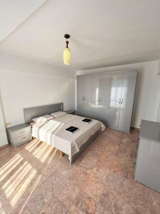 Scanderbeg Square 2Br Apt 地拉那 外观 照片